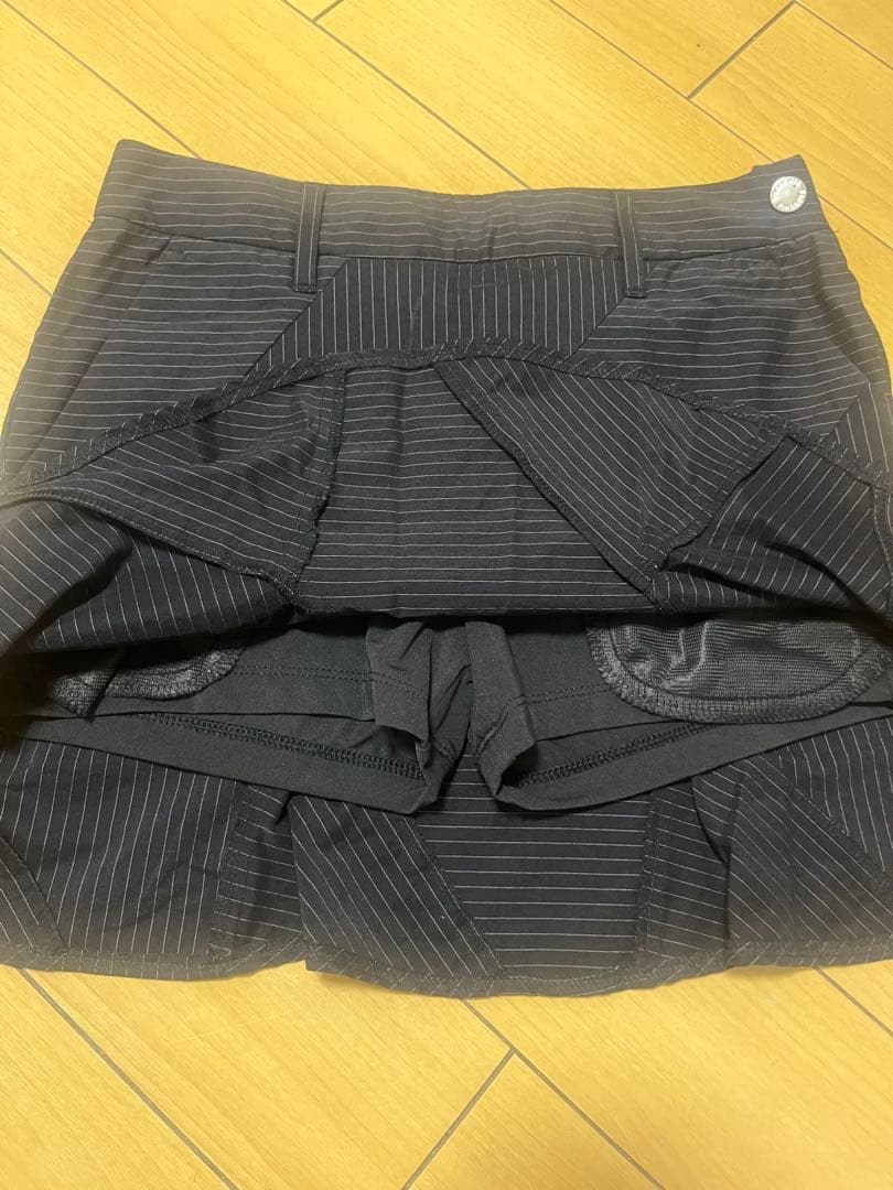 デサントゴルフ ストライプ柄 スカート SS 58 XS