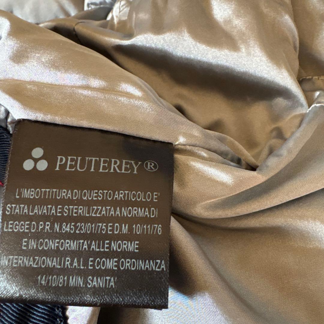 PEUTEREY グレー ダウンジャケット　42サイズですが細身の為日本M位です