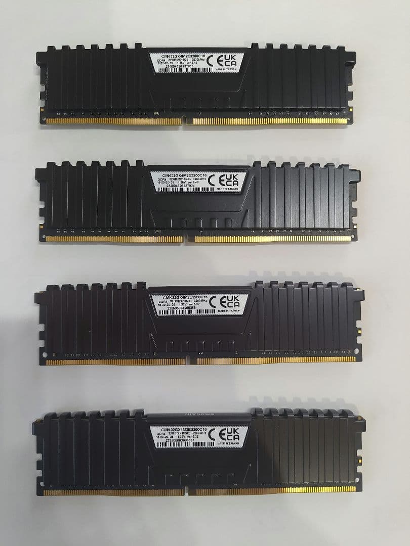 メモリー Corsair Vengeance DDR4 64GB 3200MHz
