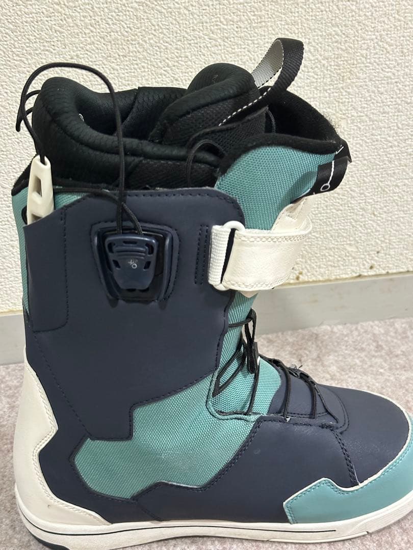 DEELUXE ID LARA 22/23 2025/12に買った