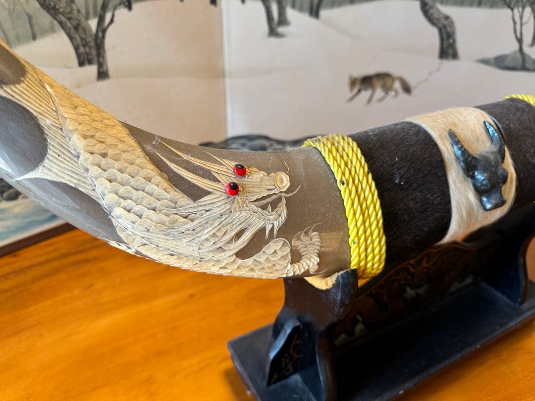 水牛角のオブジェ