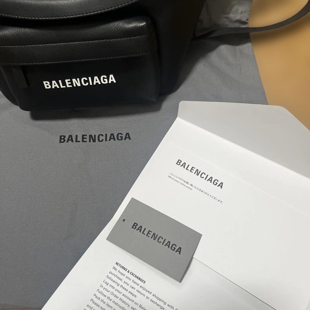 再値下げ！BALENCIAGA エブリデイ　ボディバッグ