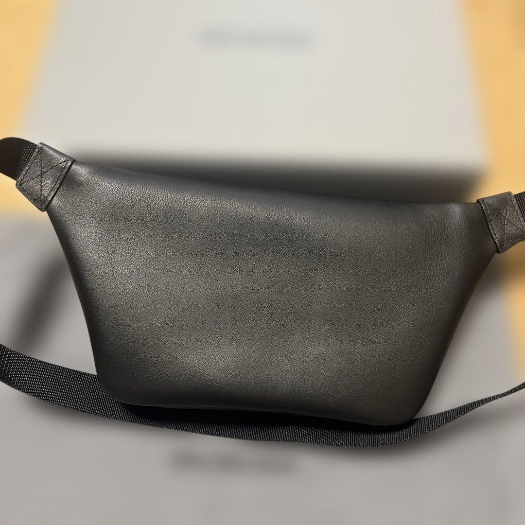 再値下げ！BALENCIAGA エブリデイ　ボディバッグ