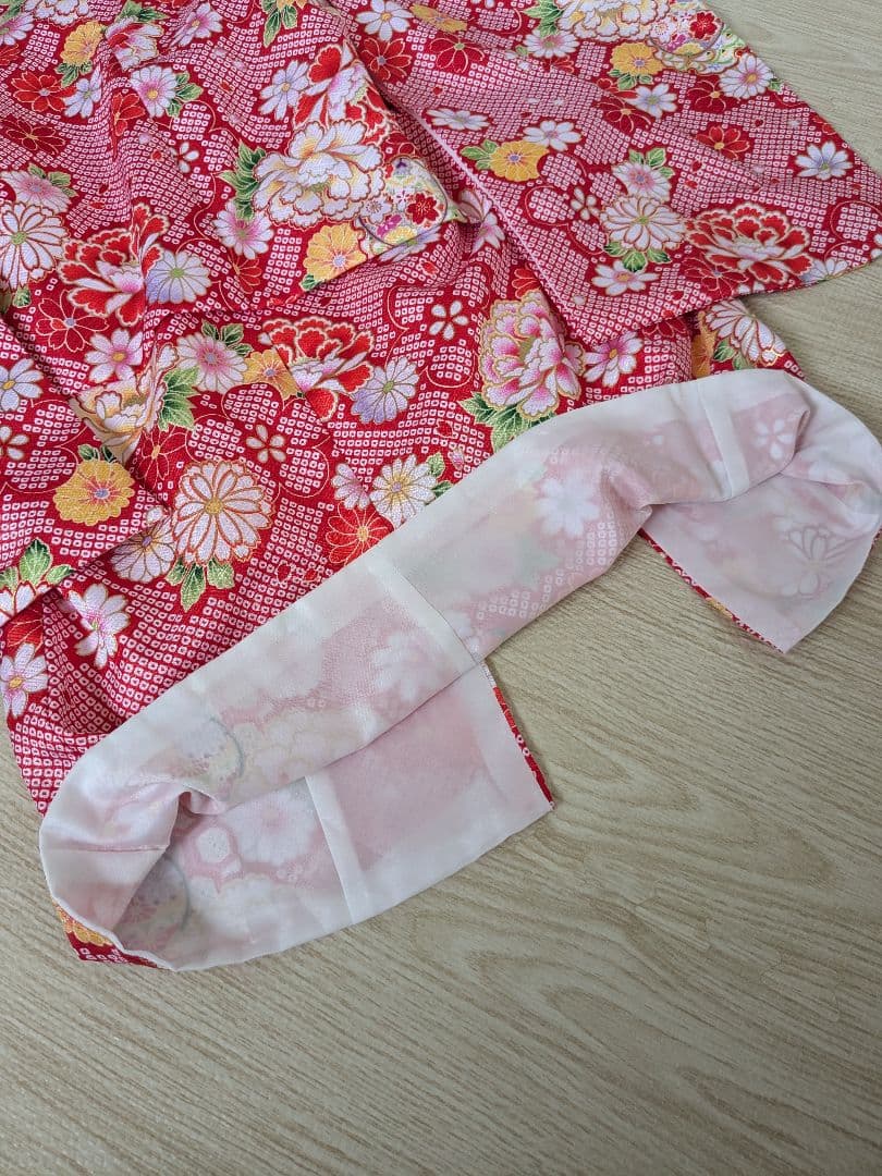 七五三３歳女の子　着物・被布・長襦袢セット　髪飾り　シュシュつき