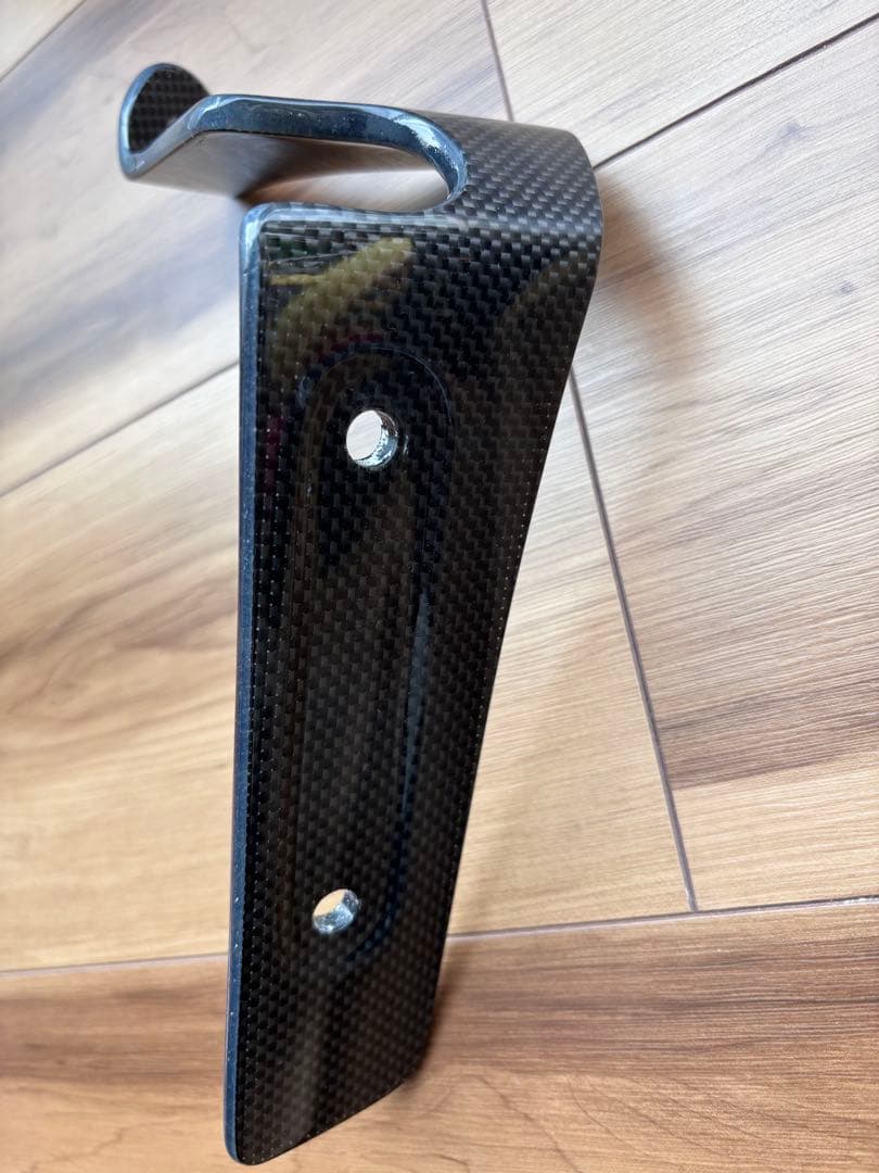 Z900RS用　ストライカー　カーボンラジエターサイドシュラウド　左右セット