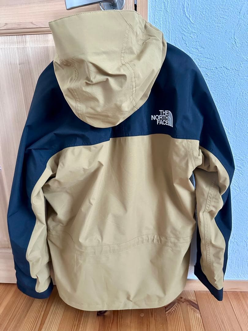 the north face マウンテンライトジャケット　ブリティッシュカーキ