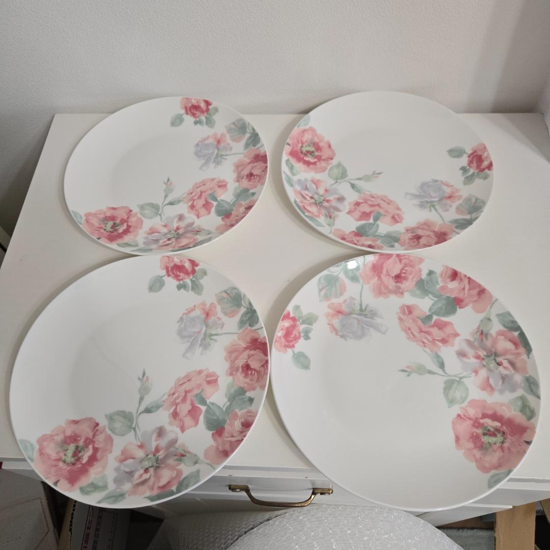 ローラアシュレイ アルバティーン ケーキ皿 4枚セット