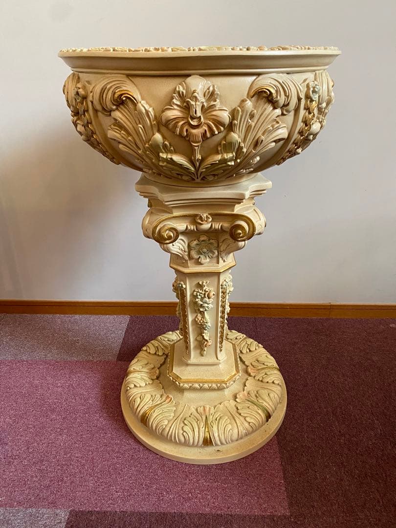 ヨーロピアン　花器？　ロココ