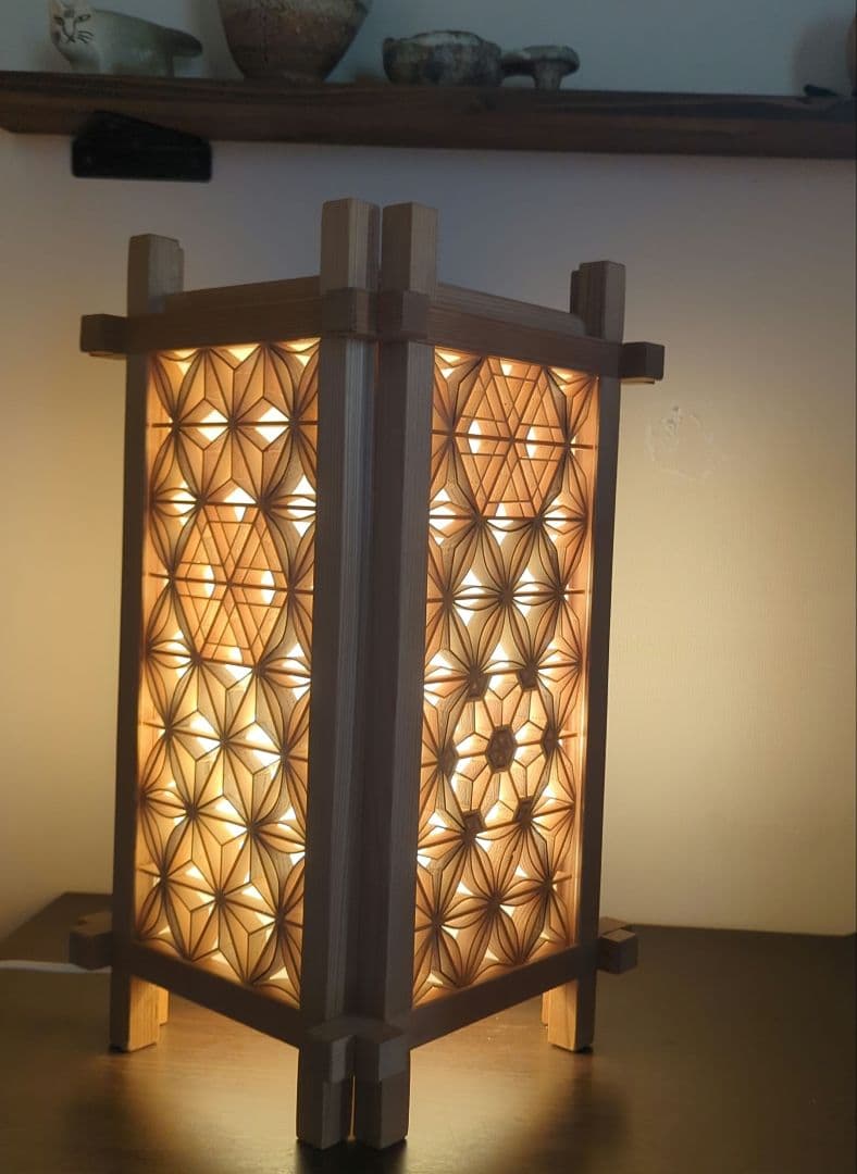 組子　灯籠　燈籠　行灯　フロアライト　照明　作家　ハンドメイド　寄木細工　木製