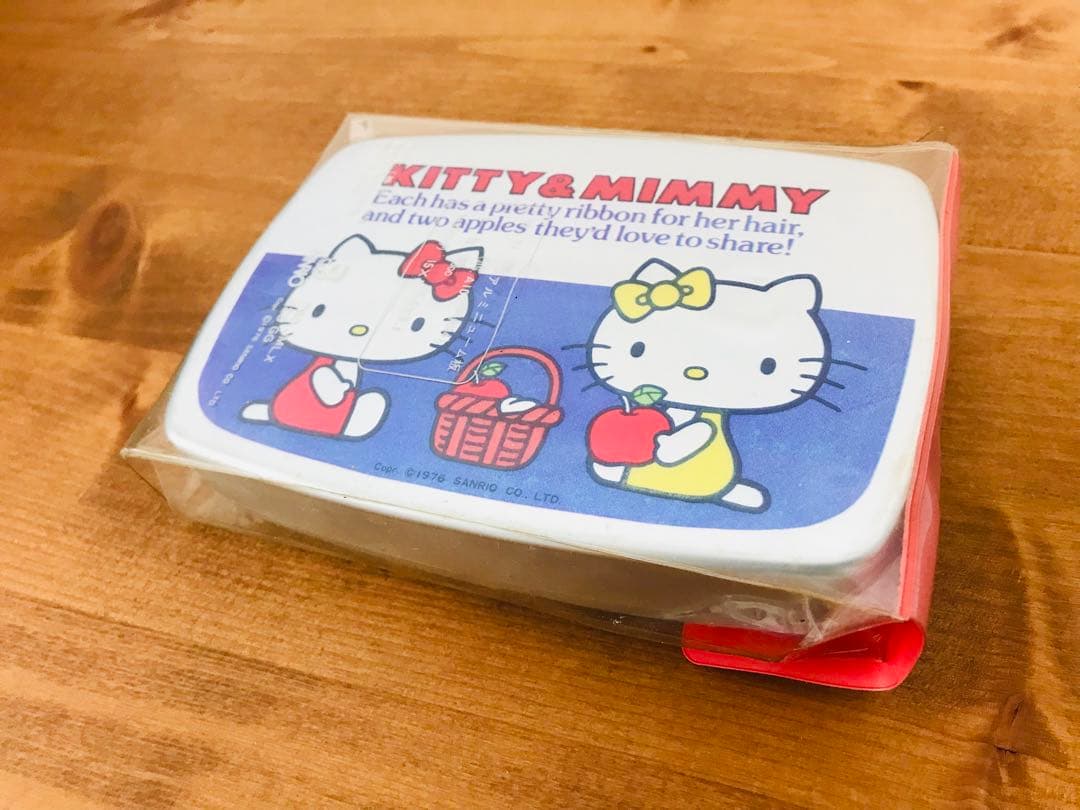 【当時物/レア】サンリオ　ハローキティ　弁当箱　昭和レトロ