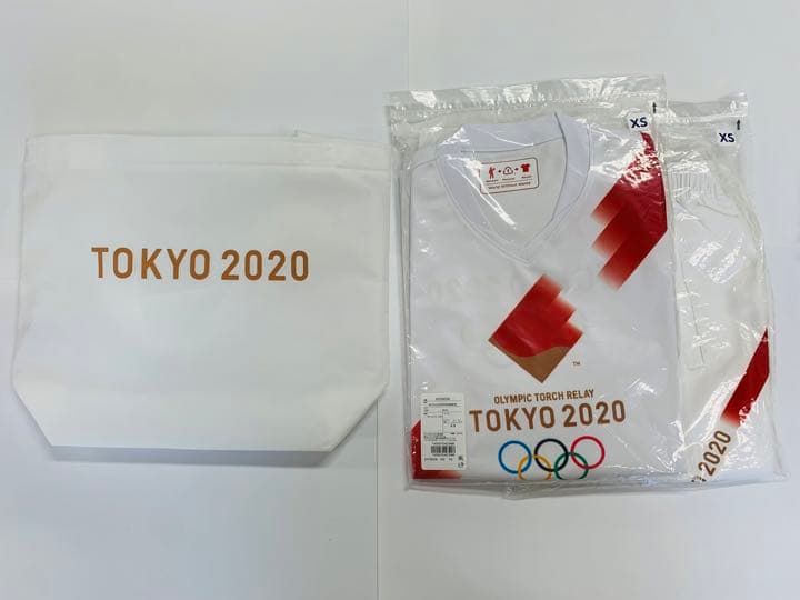 【値下げ】東京2020聖火リレーユニフォーム (半袖上下・XSサイズ)