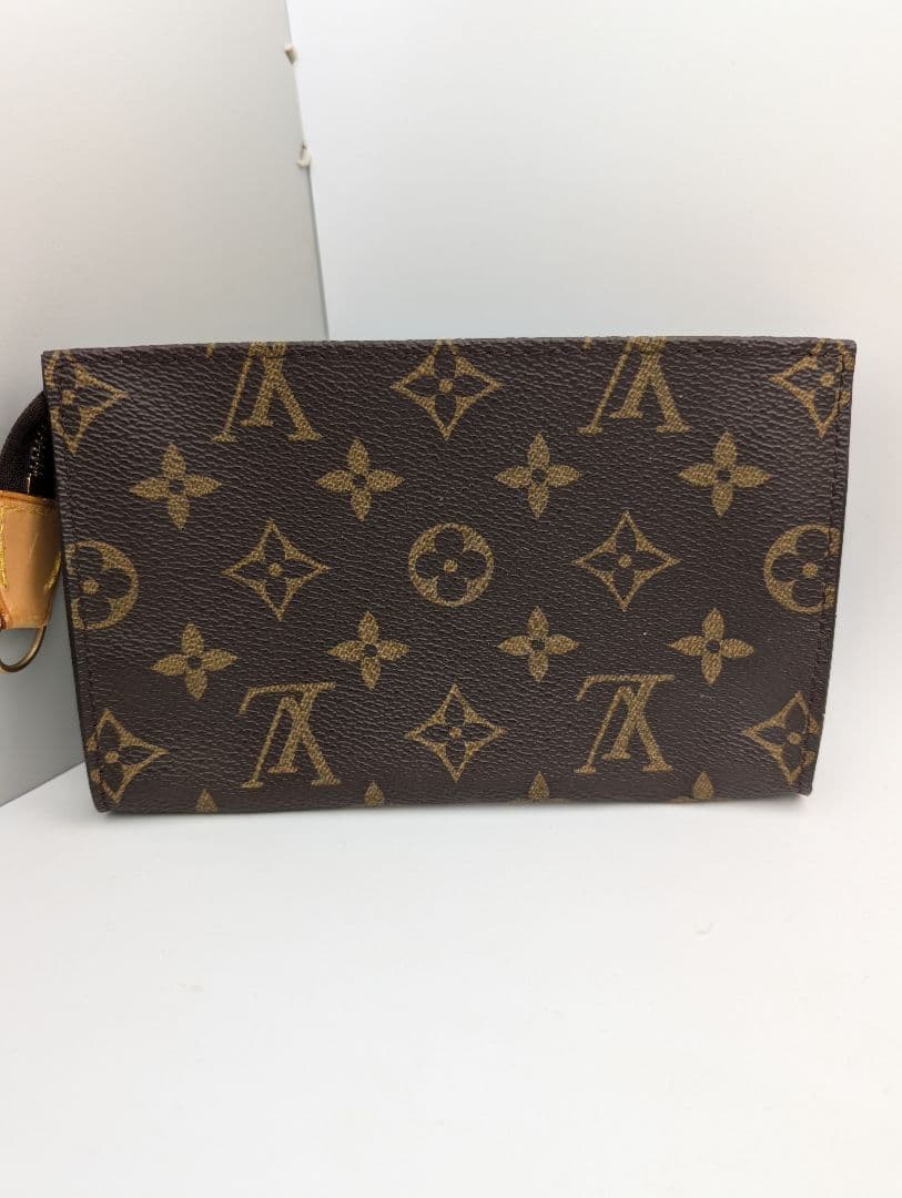 Louis Vuitton モノグラム バケツのポーチ（PM）