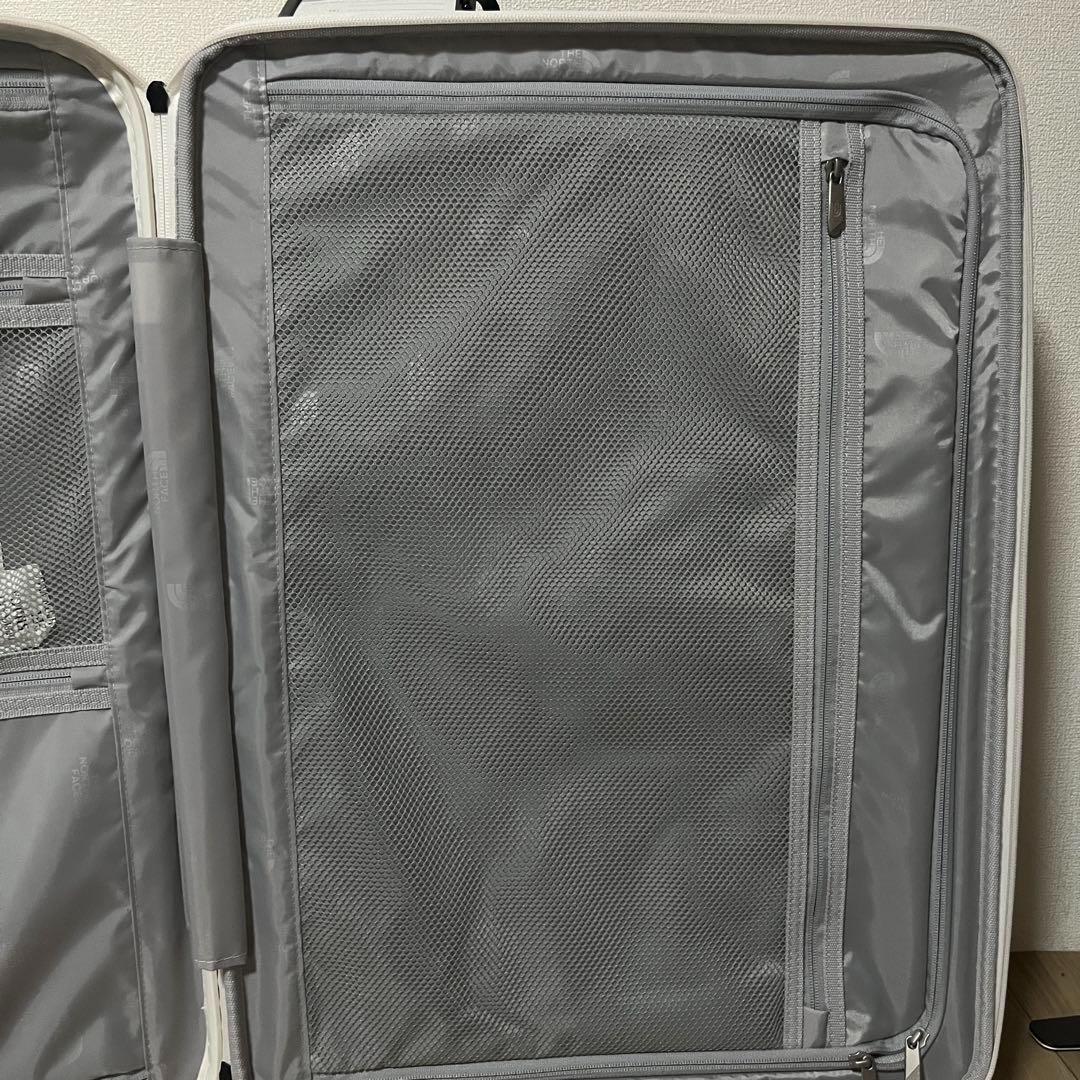 THE NORTH FACE キャリーケース　スーツケース　24インチ　白
