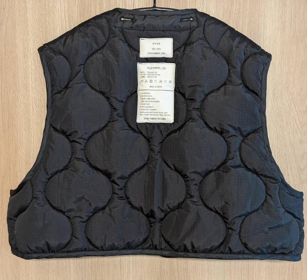 ジャケット・アウター HYKE QUILTED CROPPED VEST