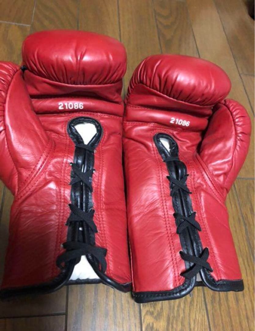 超希少　エバーラスト EVERLAST 8オンス　公式試合用グローブ　新品