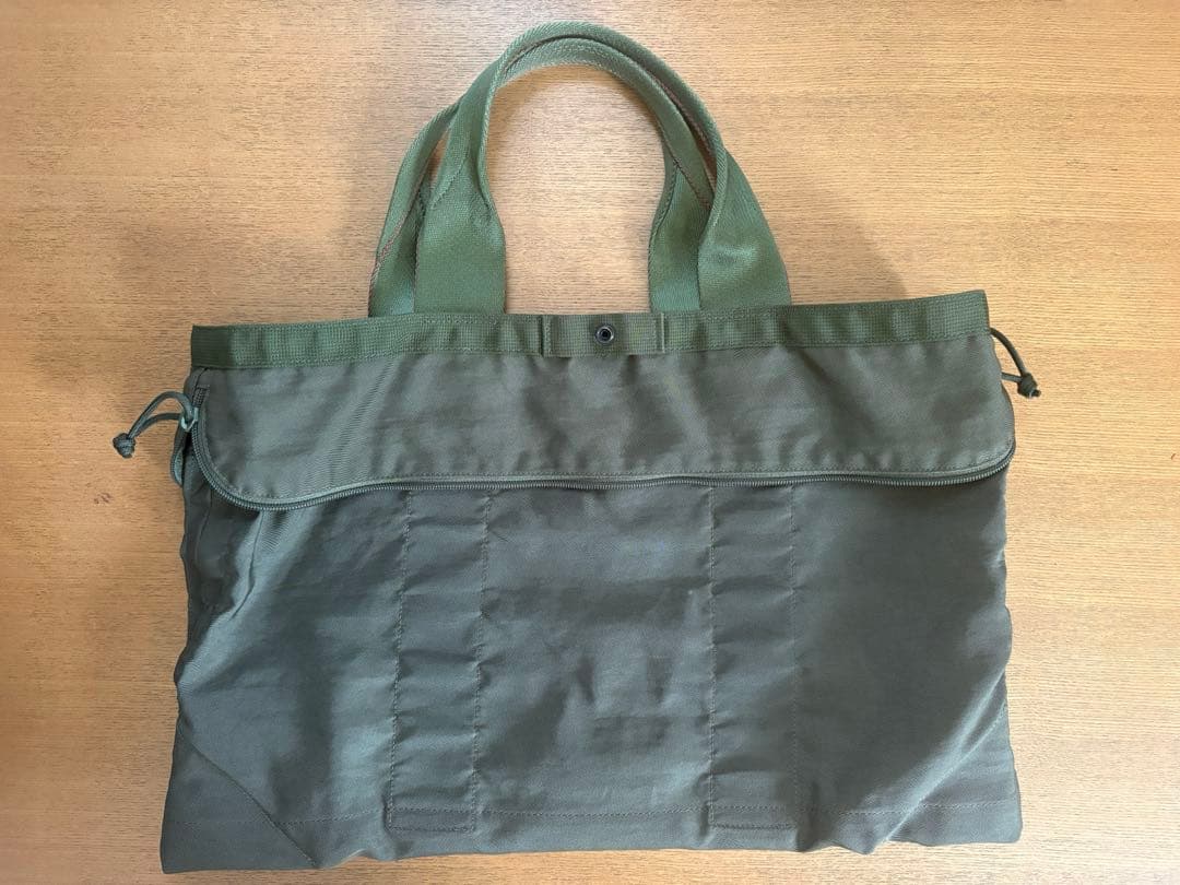 ブリーフィング　大容量　トートバッグ　カーキ　中古品