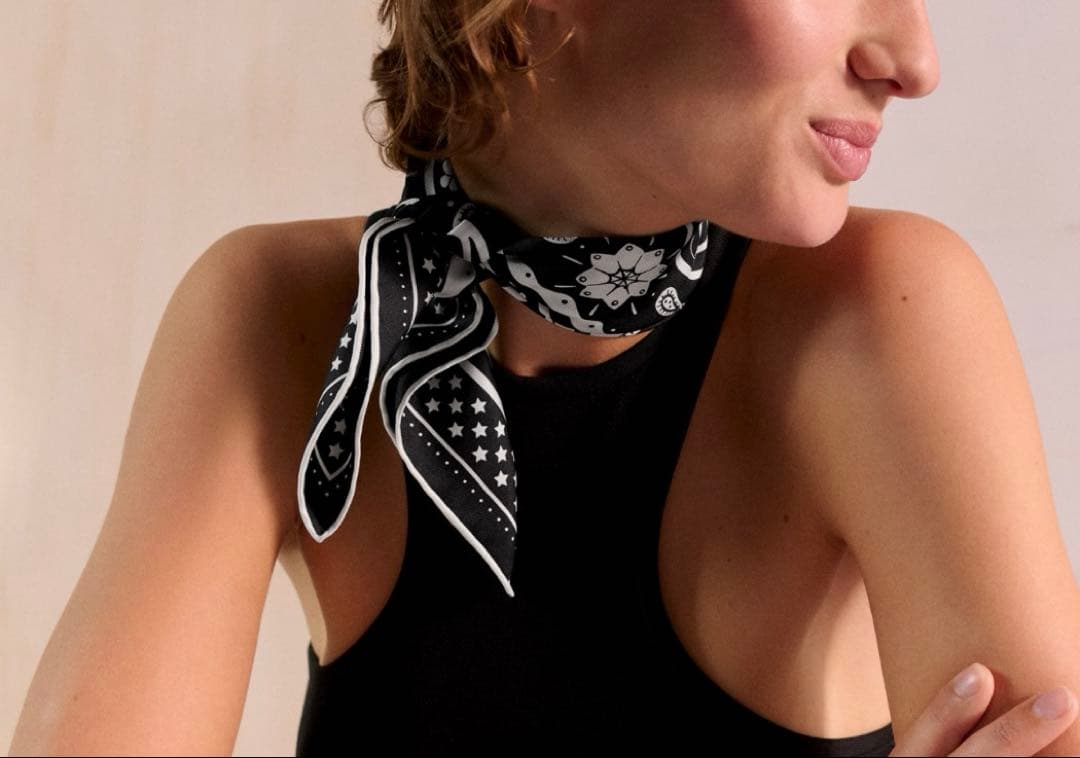 エルメス　バンダナ　ロデオ・デ・フルーツ　ブラック　新品未使用