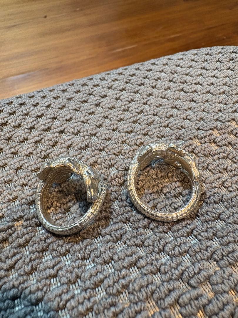 シルバー製 ワニ型リングペアリング