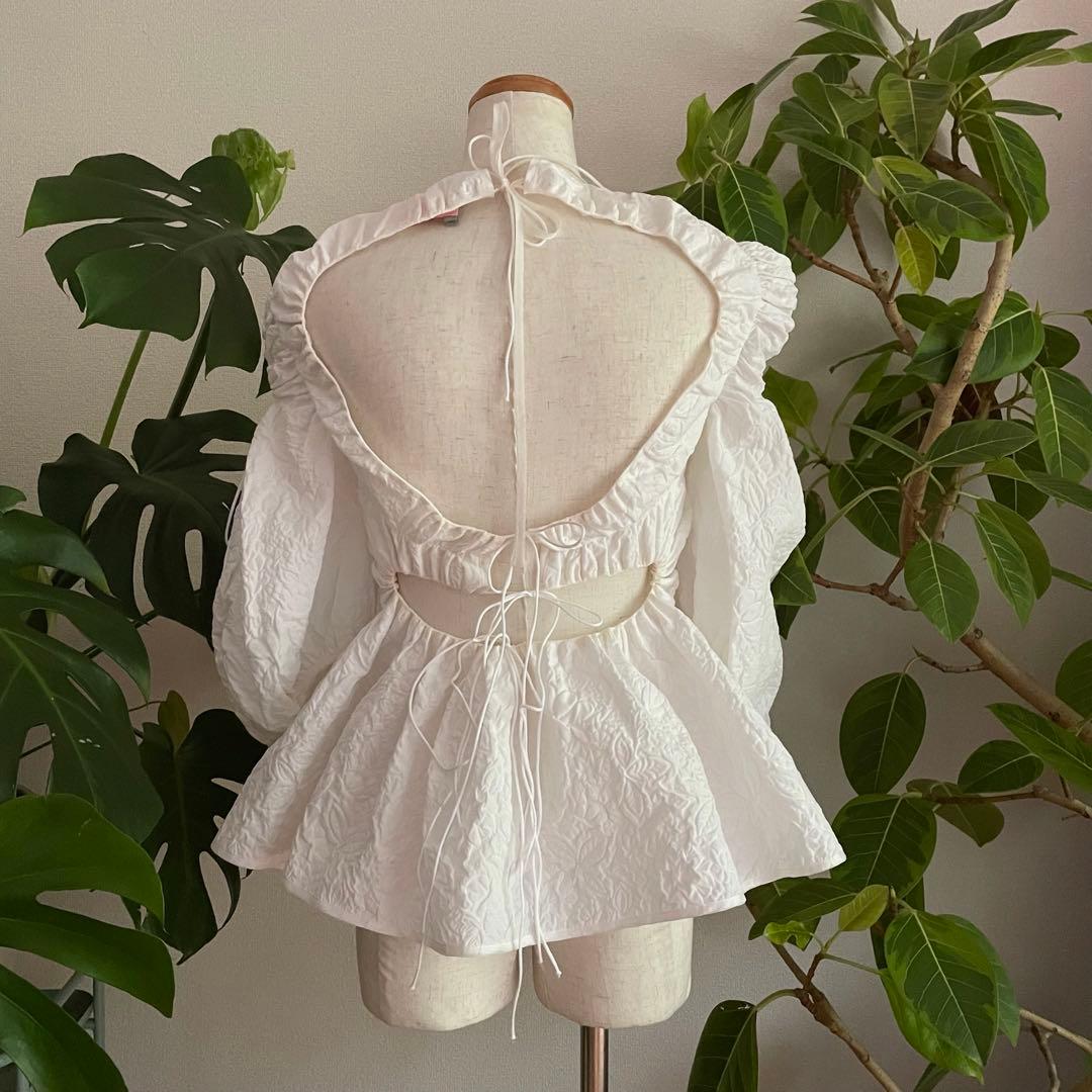 セシリーバンセン背中開きジャガードフレアトップスAY１３