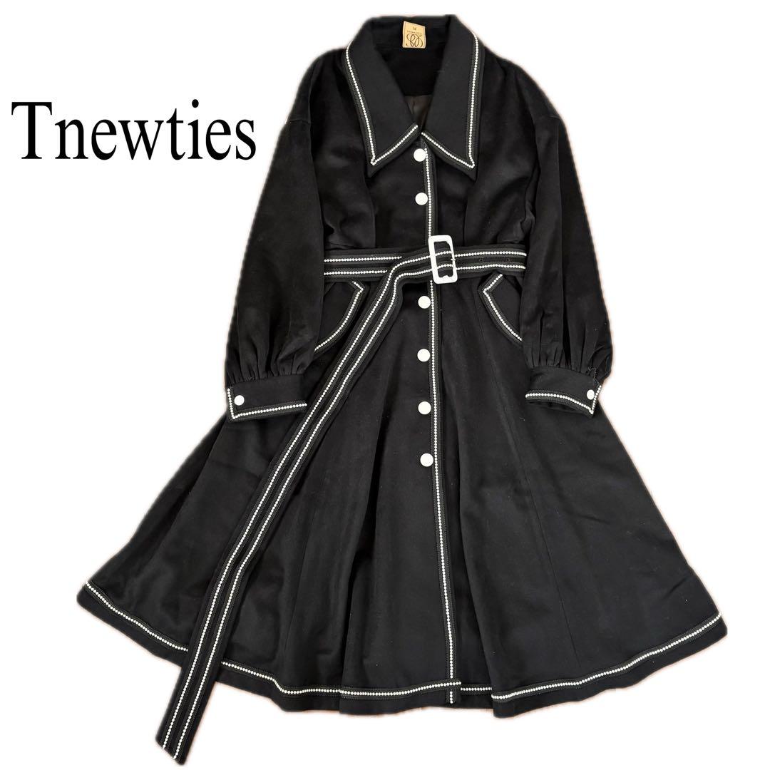 トゥエンティーズ 名入れされた懐中時計 コート ブラック M Tnewties