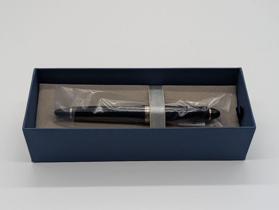 新品未使用　セーラー万年筆　プロフィット　スタンダード　ブラック極細　14k