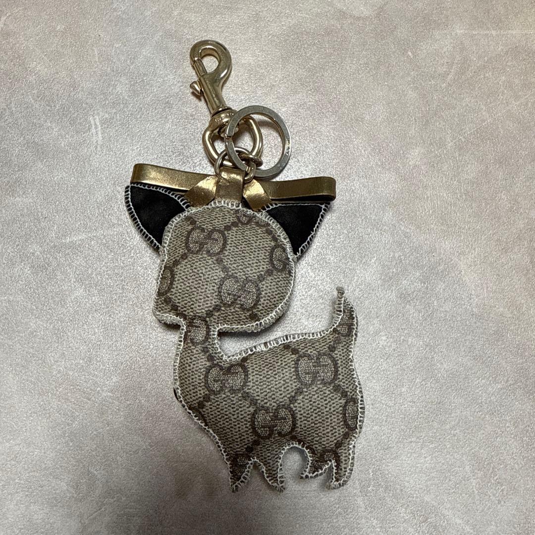 GUCCI チワワ　キーホルダー