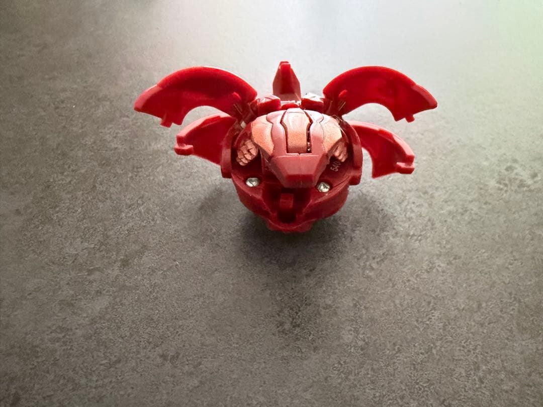 M*i様 爆丸 カード付き 7個 セット売り