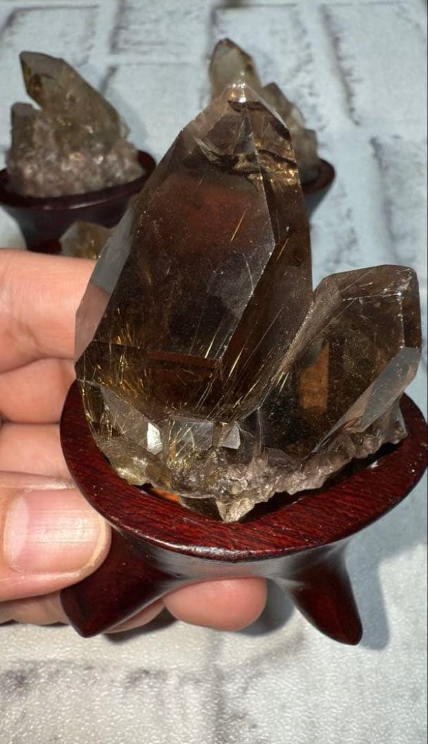 ②ブラジル産 タイチンルチルクォーツ マスター 原石クラスター 特注手彫専用台座