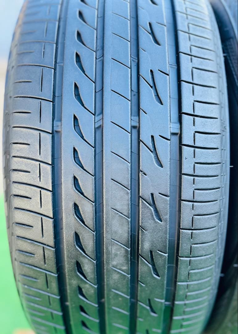 225/45 R18 BRIDGESTONE REGNOラジアルタイヤ2023年