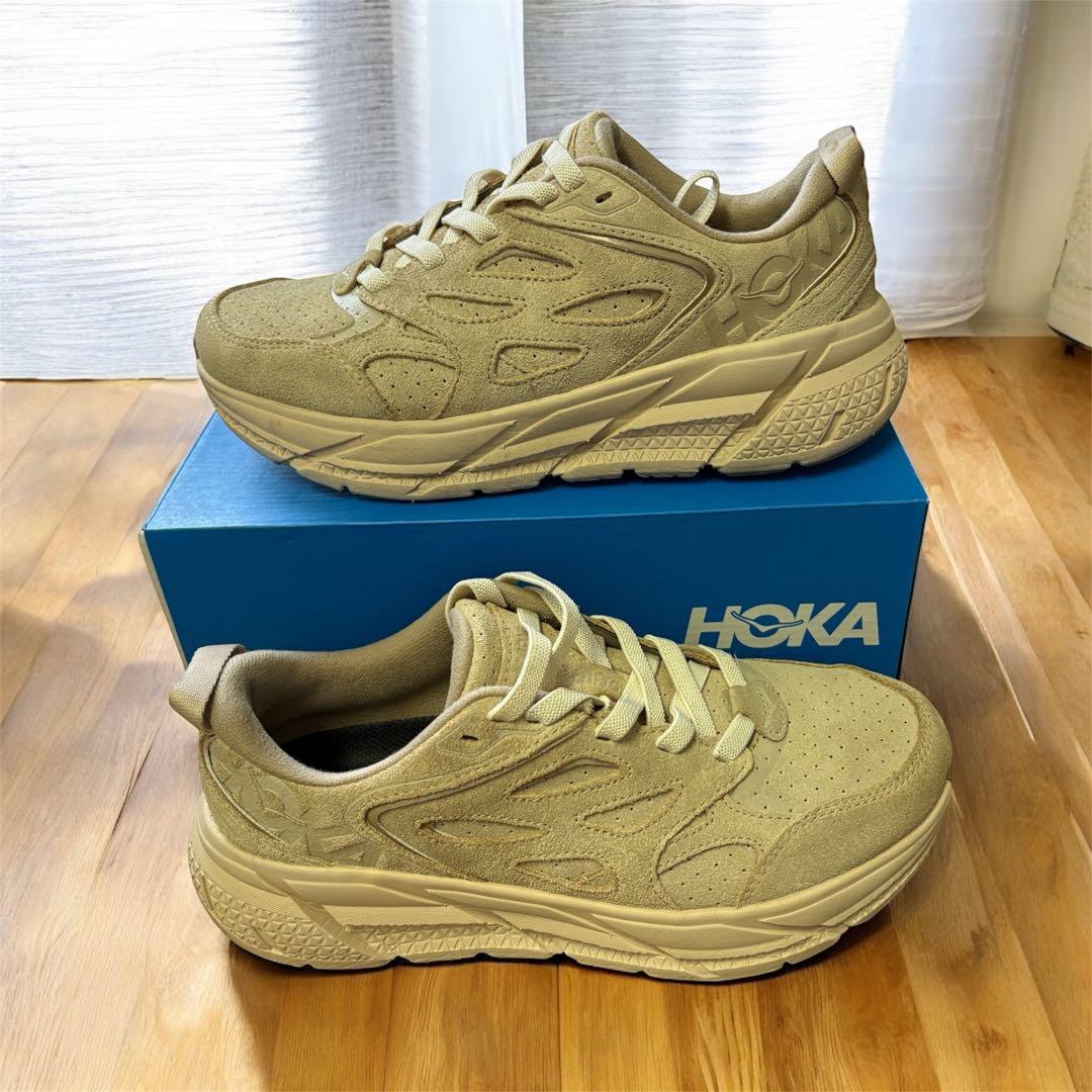 【美品】ホカオネオネ　クリフトン L スエード　ベージュ23.5cm 箱あり