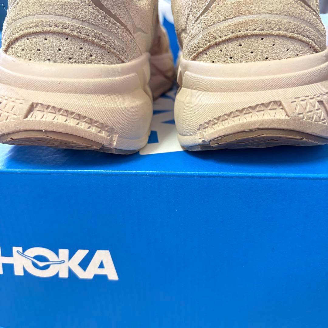 【美品】ホカオネオネ　クリフトン L スエード　ベージュ23.5cm 箱あり