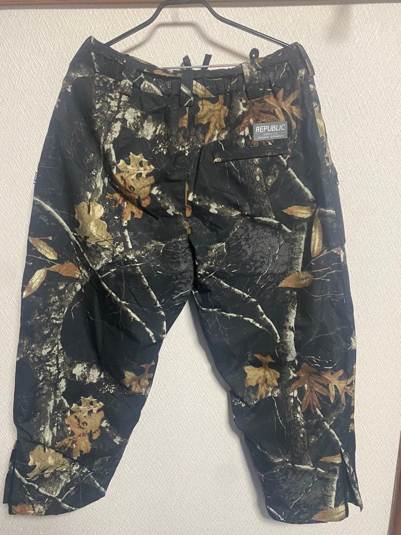 25-26REPUBLIC スノボーウェア