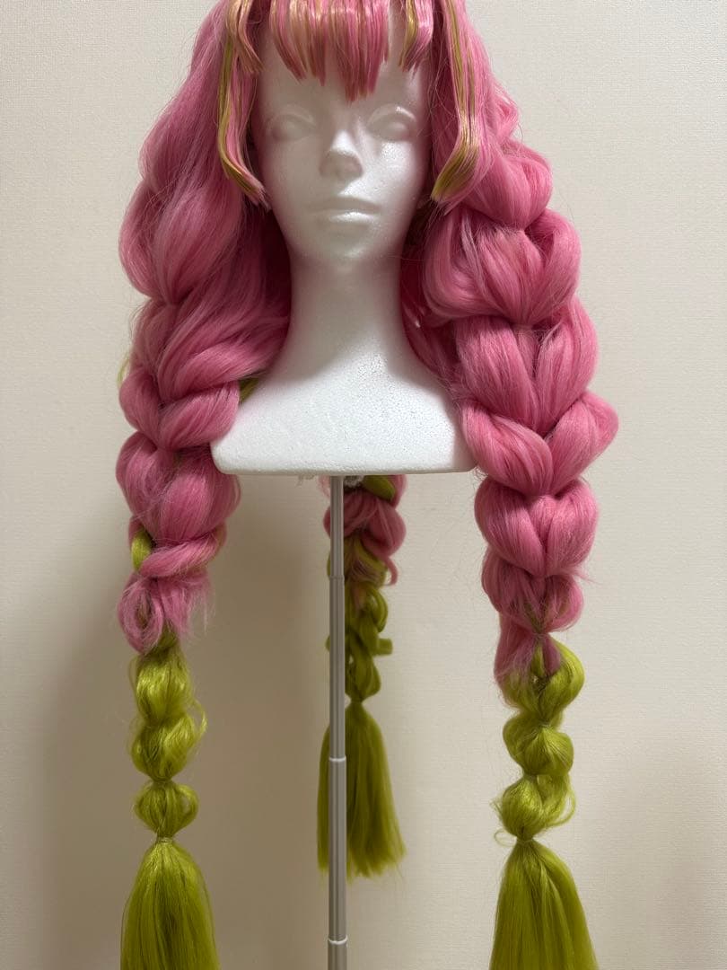 甘露寺蜜璃　セット済みウィッグ