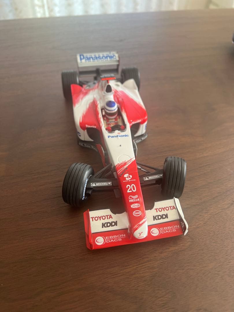 トヨタ　F1　レーシングカー　レプリカ　TOYOTA TF102　 2002