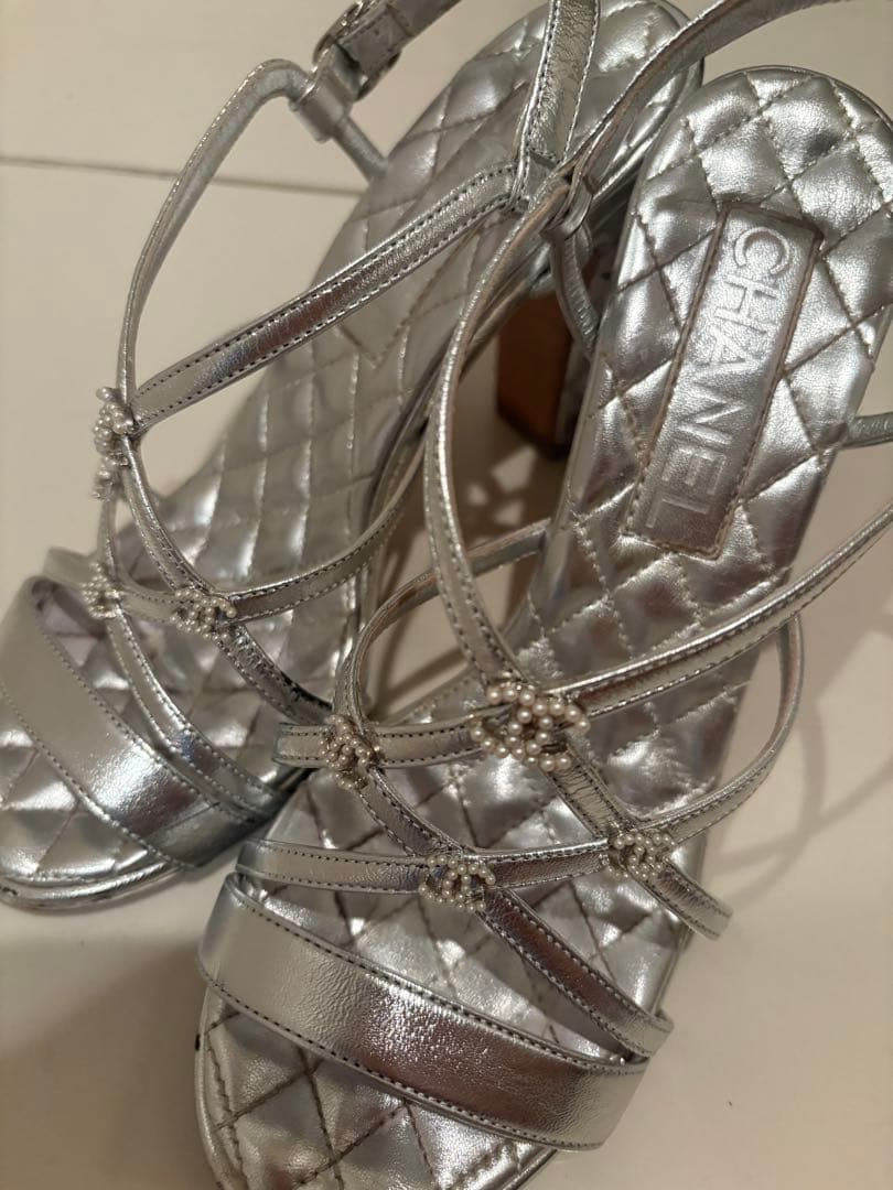 CHANEL シルバー ストラップサンダル　35 1/2C