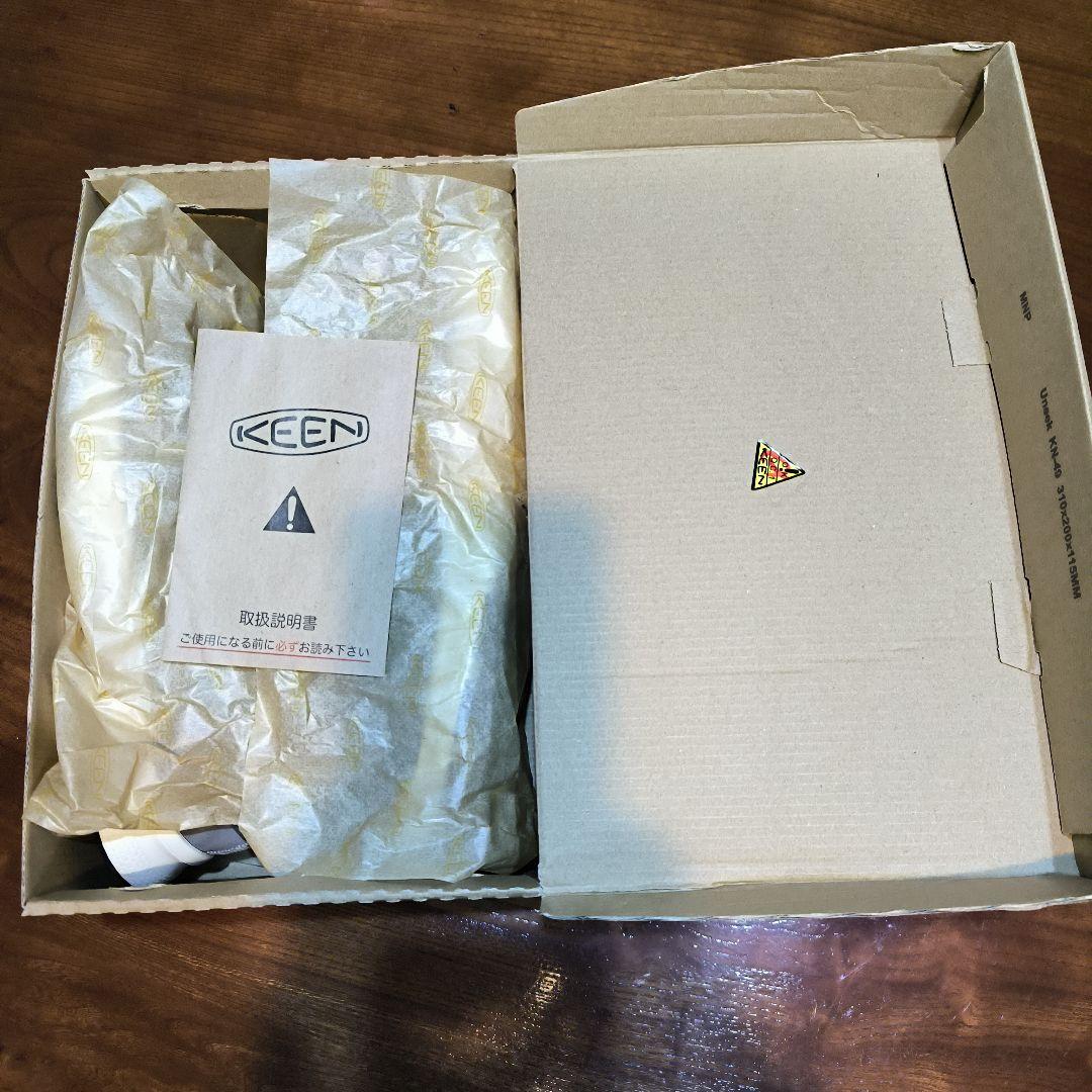 KEEN　ユニーク03