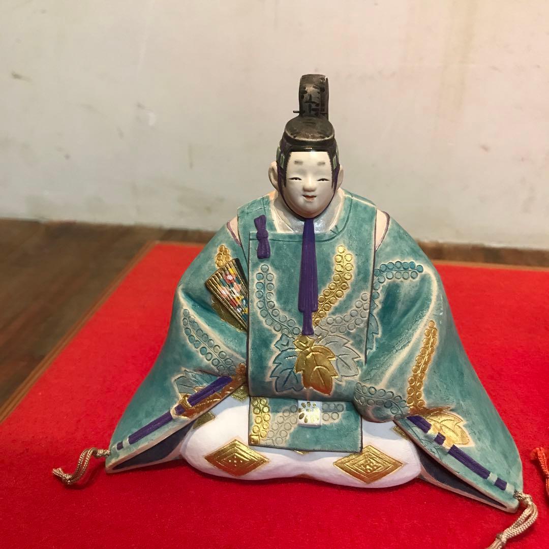 美品　陶器　雛人形　男雛　女雛　細工が細かく丁寧な作り　ひな祭り　台座付き