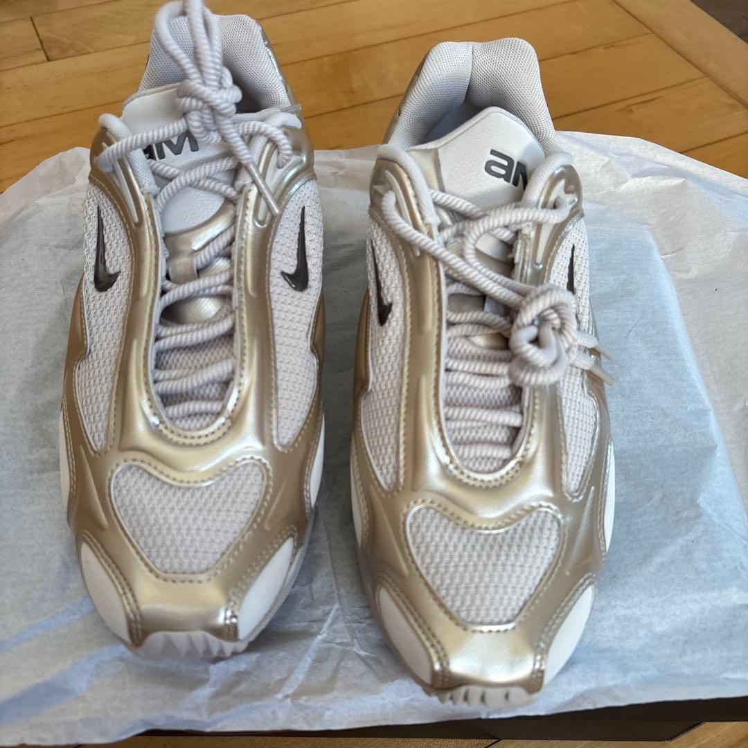 靴 NIKE AIR MAX MUSE