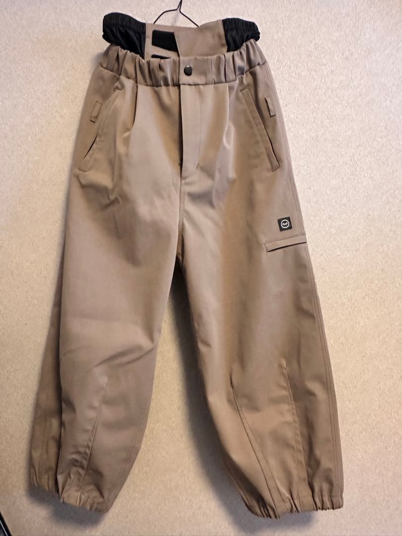 【値下げセール！！】Anthem ベージュ スノーボードウェア