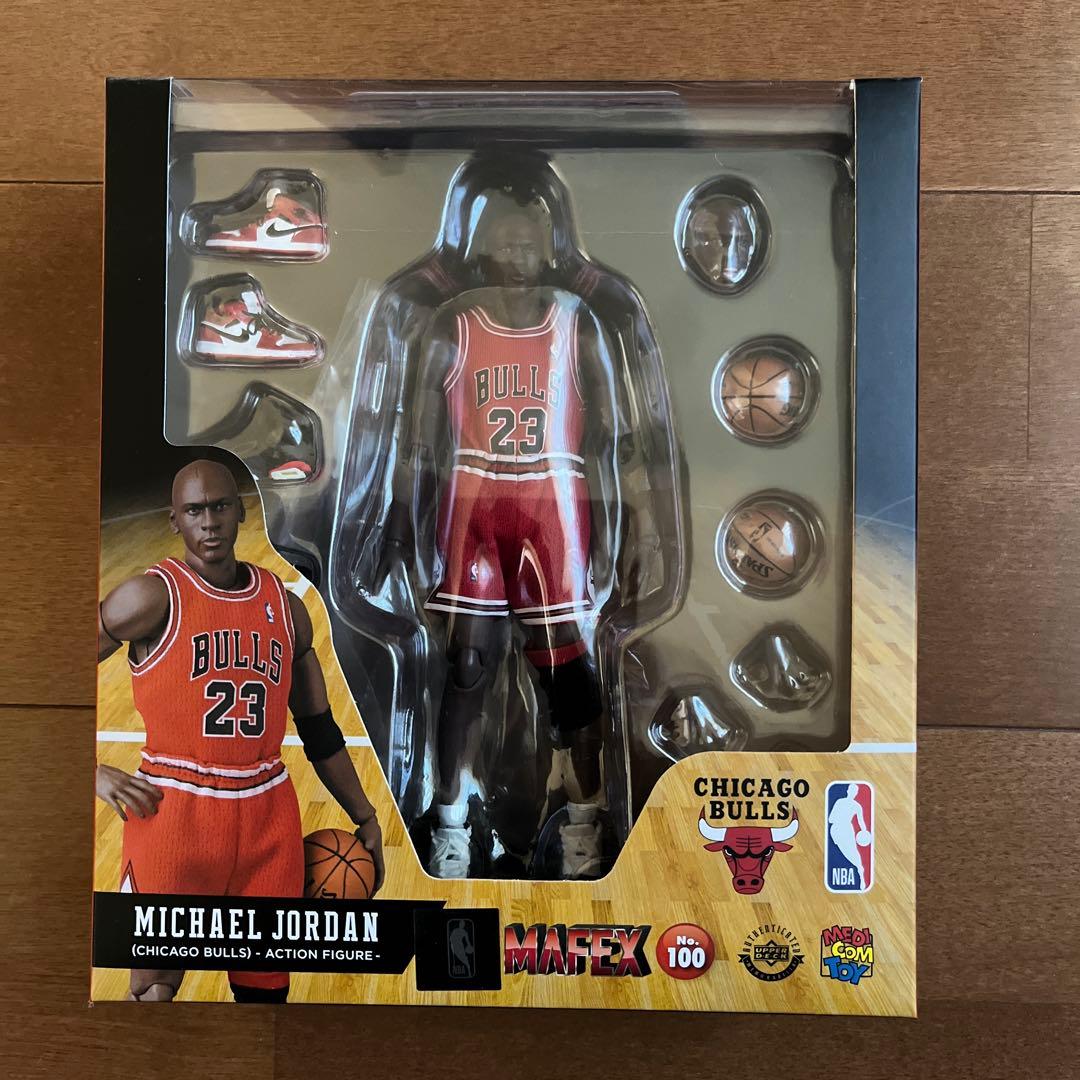 メディコムトイ　マイケルジョーダン　フィギュア