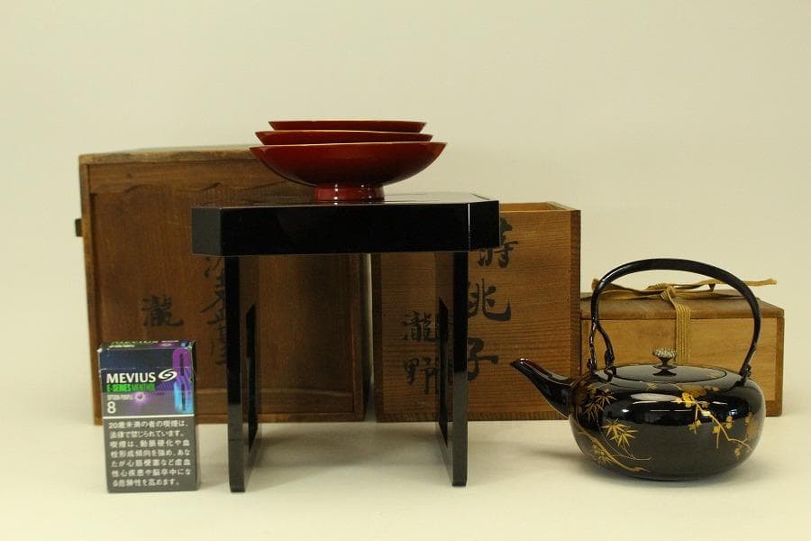 梅蒔絵 お屠蘇 揃 銚子 盃三 台 美品 正月 節句(ZE527)