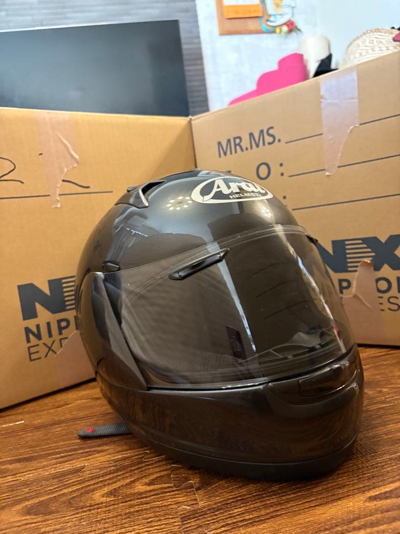 Arai Astro-IQ フルフェイスヘルメット