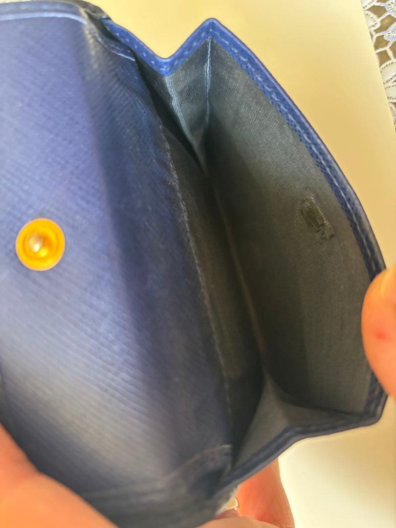 【ぷんぷん】PRADA 三つ折り財布