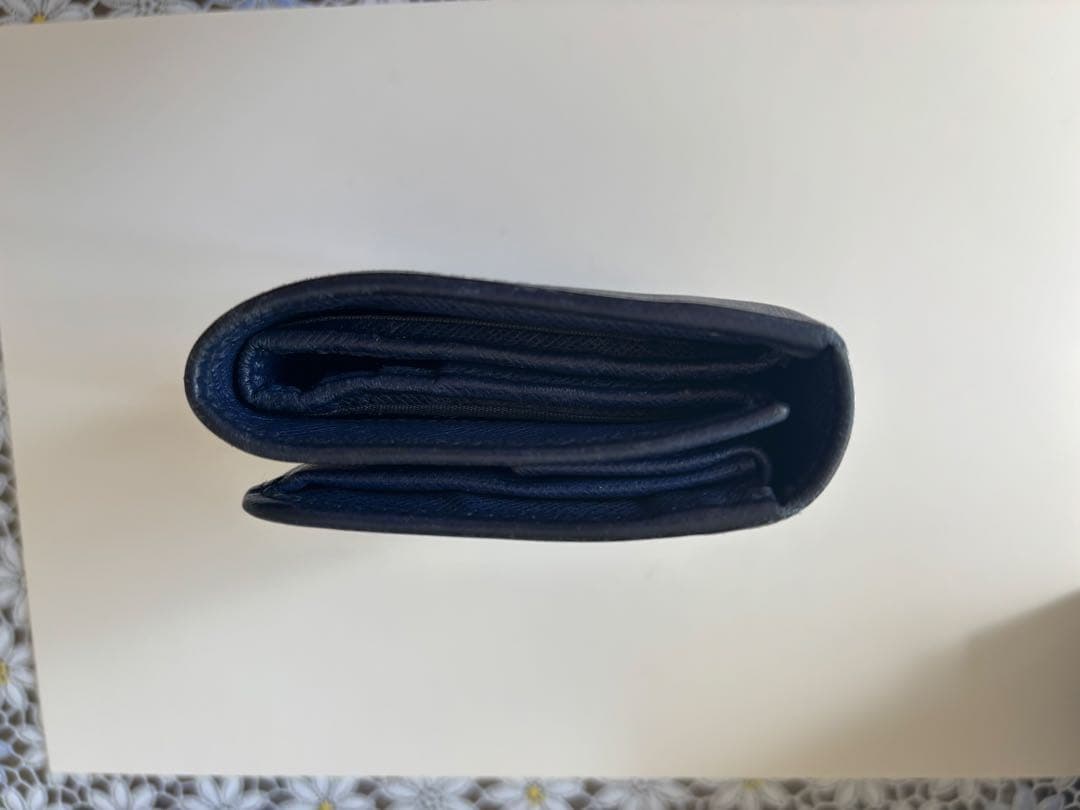 【ぷんぷん】PRADA 三つ折り財布