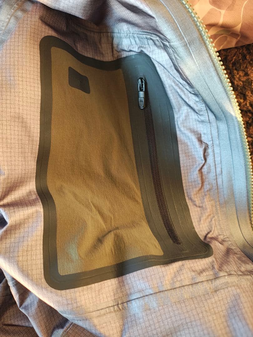 s*o様 BURTON [ak] 3L HOVER JKT KODIAK CAM