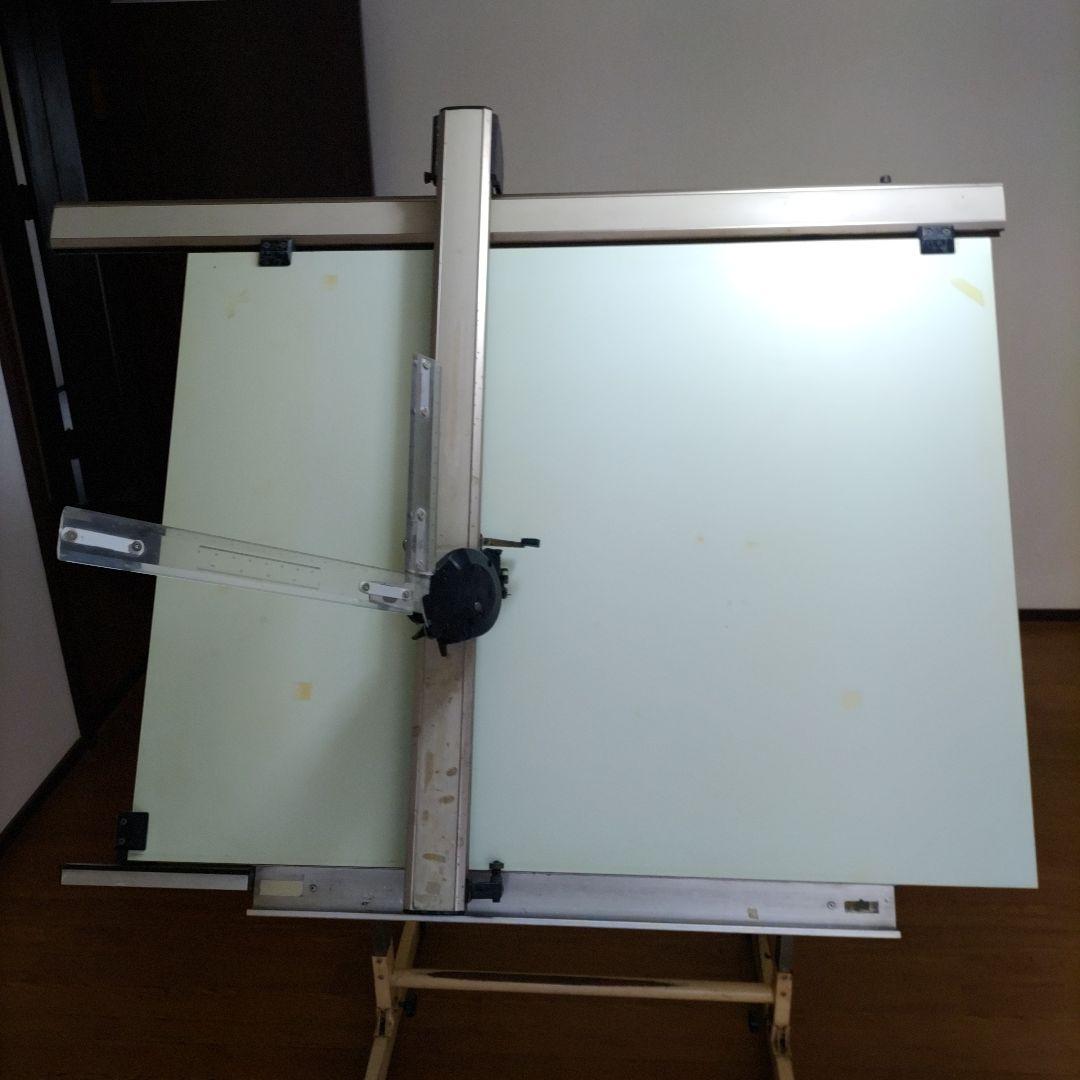 製図用ドラフター