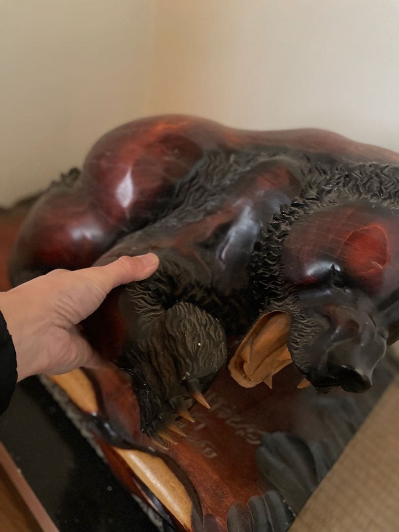 木製クマ彫刻 置物 特大