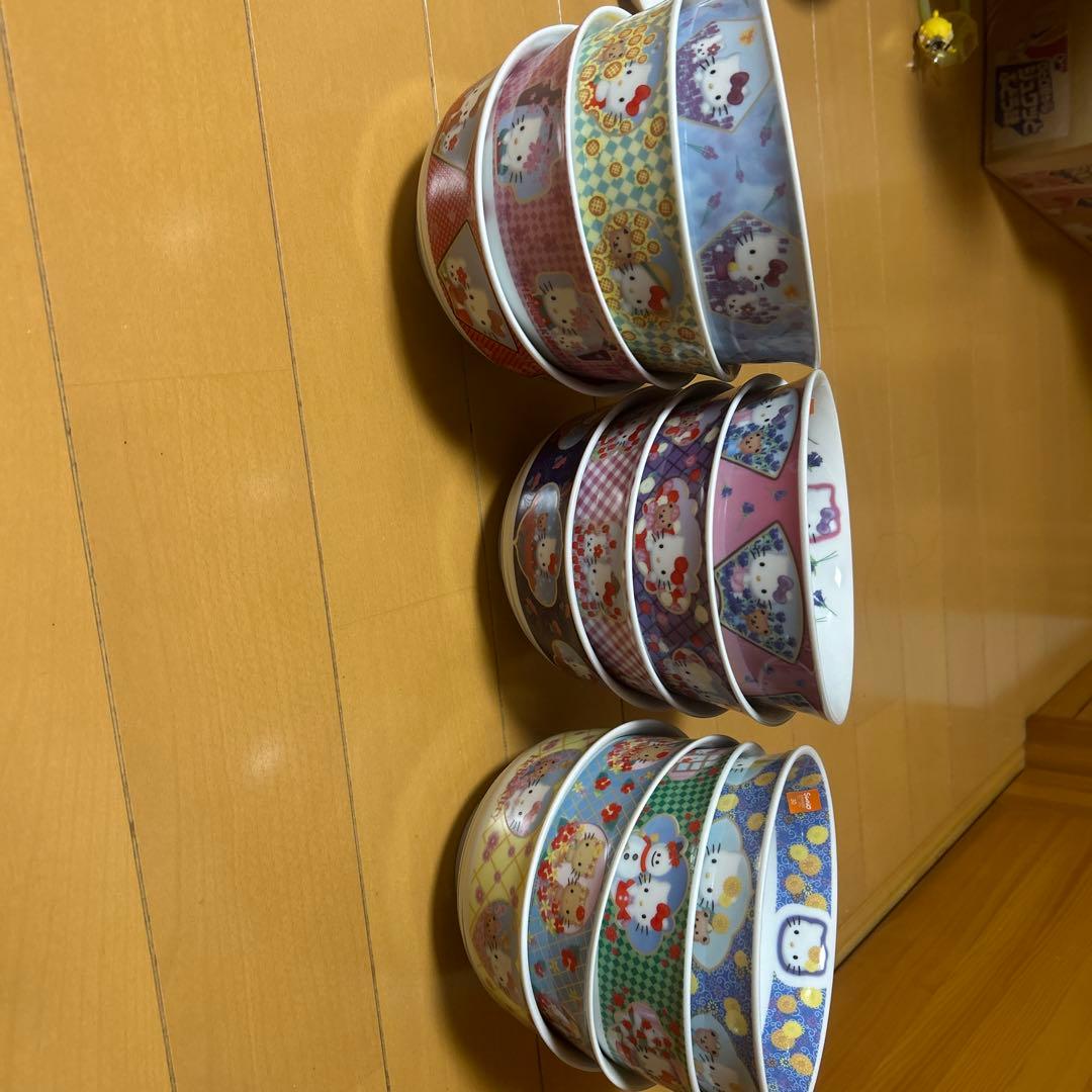 有田焼新品未使用ハローキティ ボウルラーメンめぐりシリーズ新品未使用12個セット
