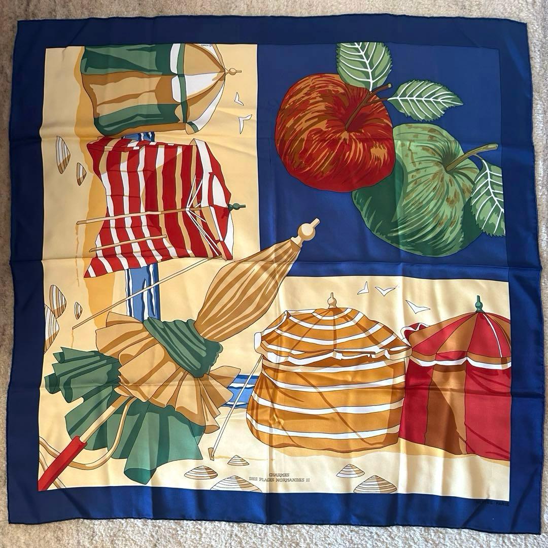 エルメス　スカーフ　カレ 90　ノルマンディ海岸の魅力 2　シルク　リンゴ　林檎