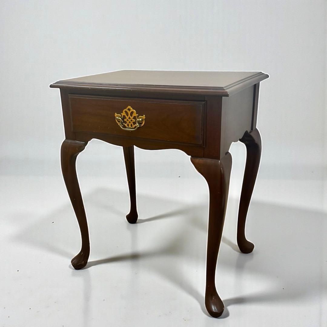 アメリカ製　輸入家具　HARDEN ハーデン　サイドテーブル　アンティーク